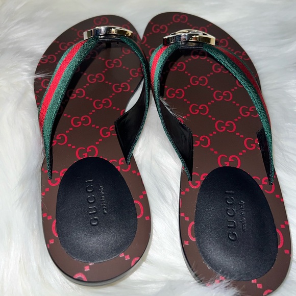 Gucci - Kika Canvas Thong Sandals - Picture 8 of 16